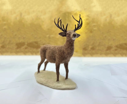 Skylar the Stag Artisan Needle Felting Kit